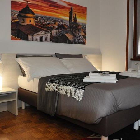 Citywalls Guest House Bergamo Luaran gambar