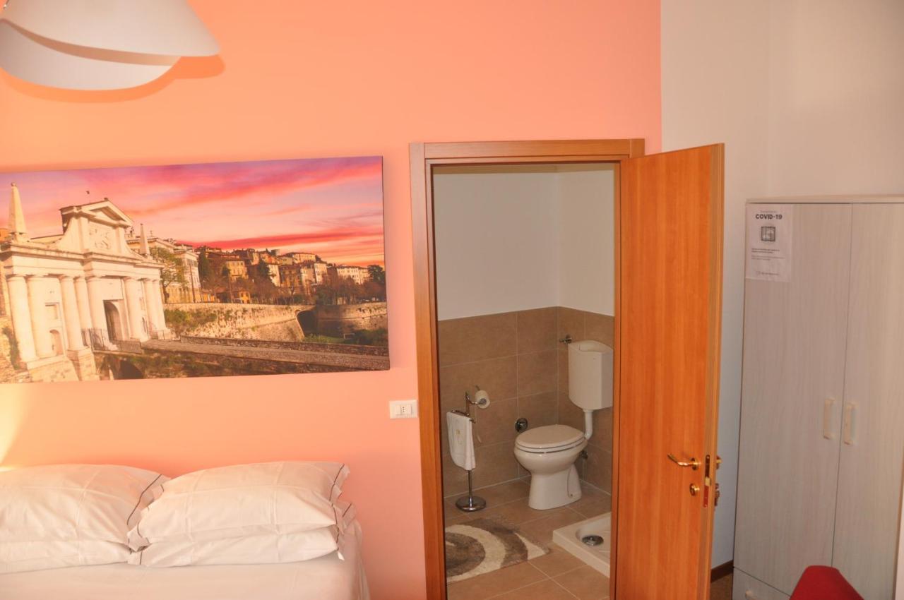 Citywalls Guest House Bergamo Luaran gambar