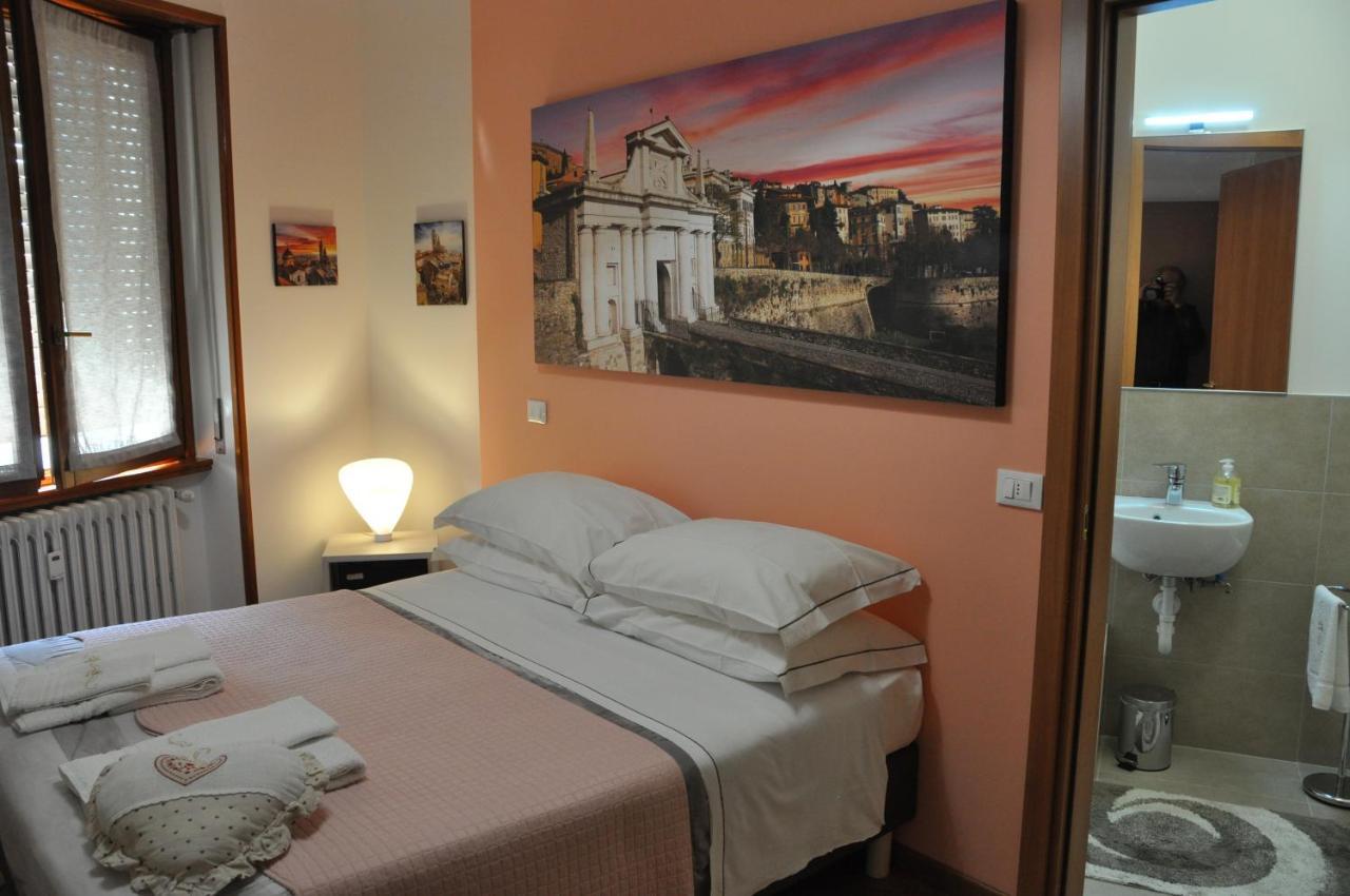 Citywalls Guest House Bergamo Luaran gambar