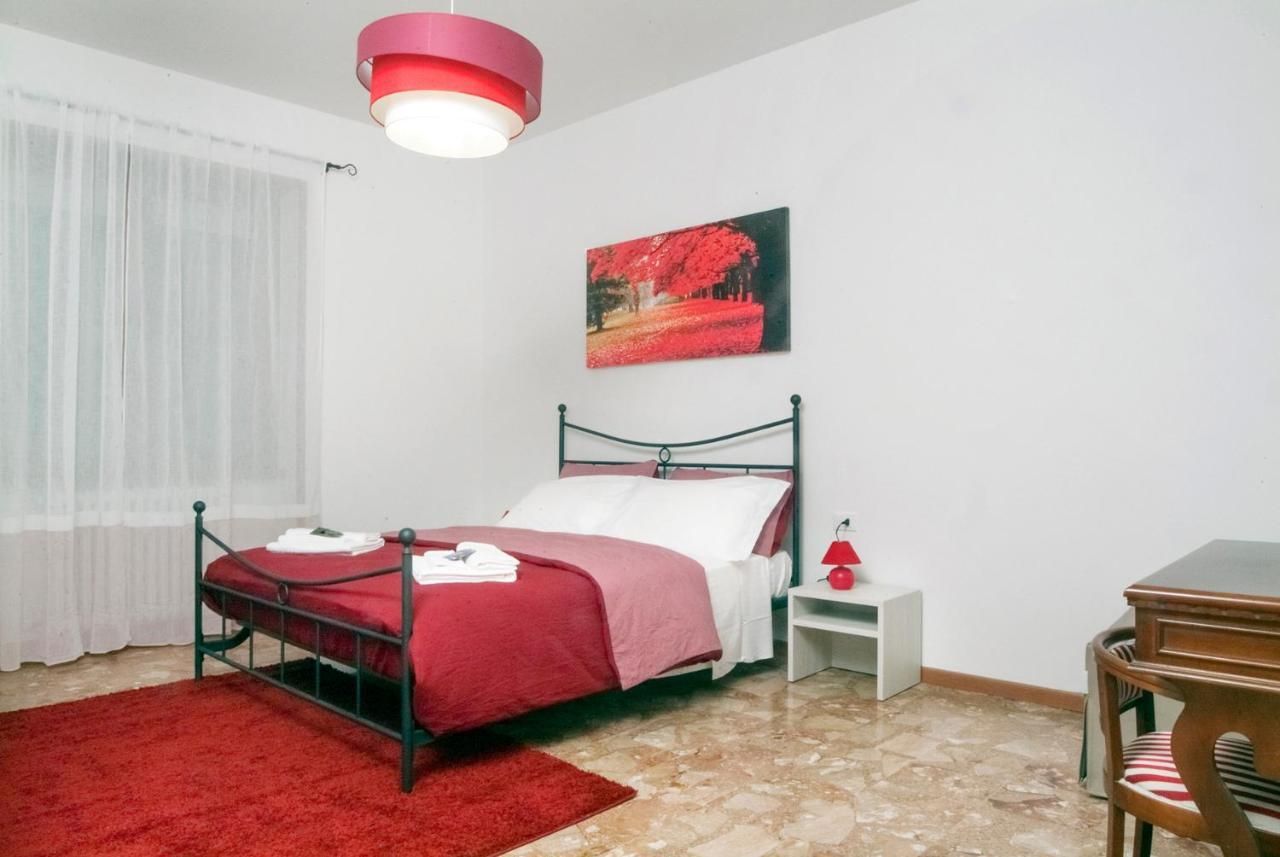 Citywalls Guest House Bergamo Luaran gambar
